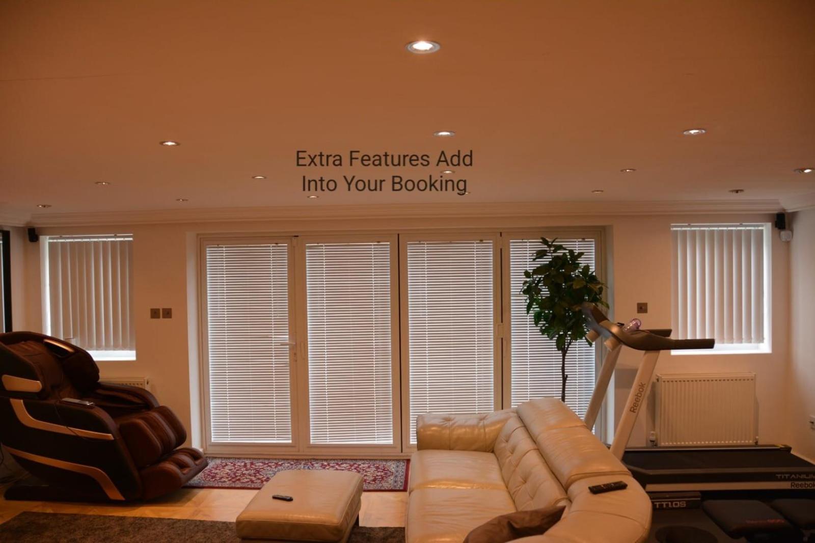 Cozy, Modern, Spacious 4 Bedroom House In London رومفورد المظهر الخارجي الصورة
